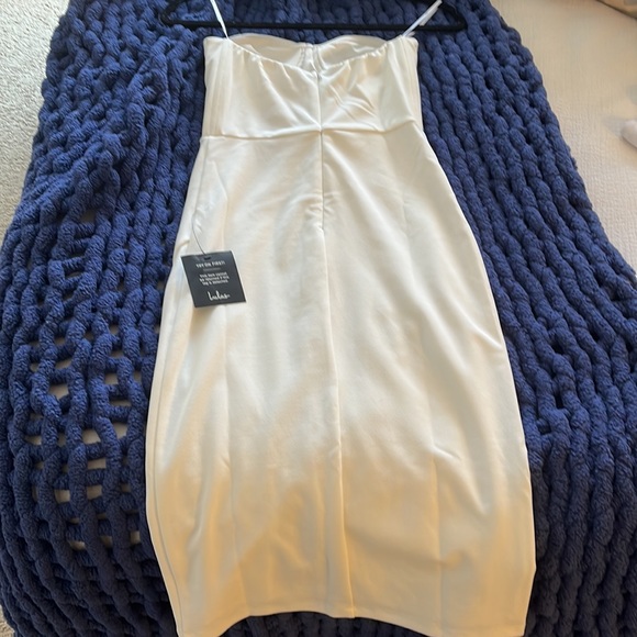 Lulus white midi dress with corset top. Size small - Picture 3 of 3